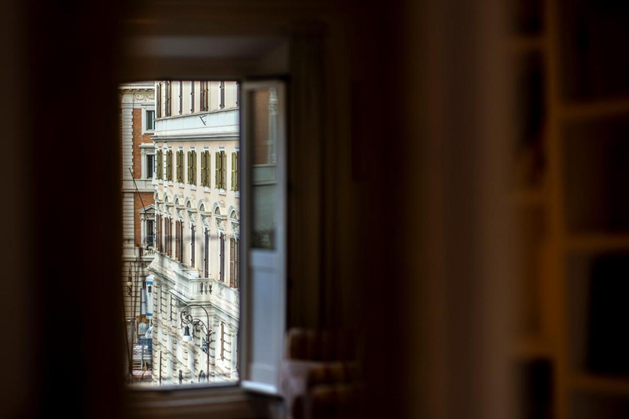 Parlamento Luxury Apartment Рим Экстерьер фото